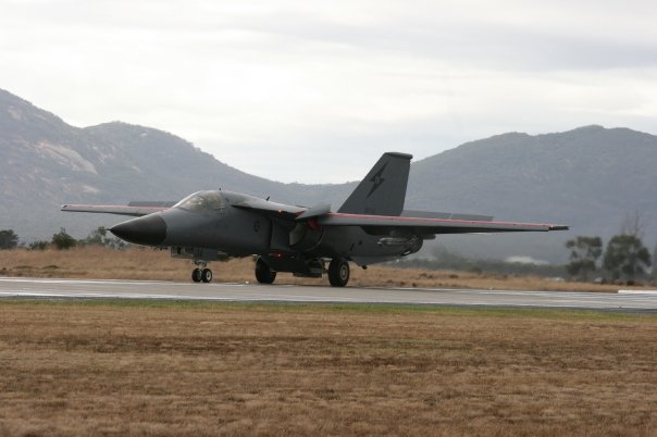 f-111C avalon air show 2009