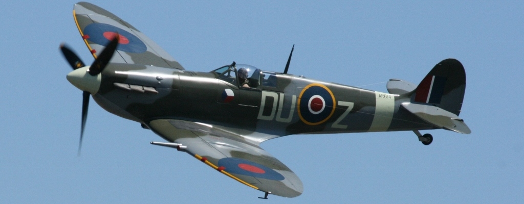 Supermarine Spitfire Mk.IXe (Historic Flight Foundation) @ FHC Skyfair 2014