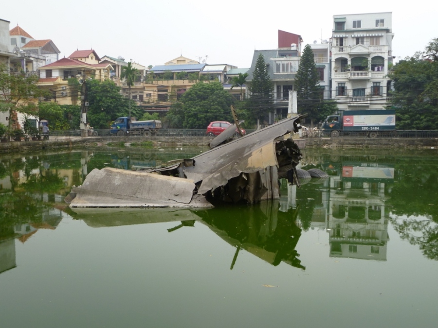 B-52 wreckage B-52 Lake Hanoi