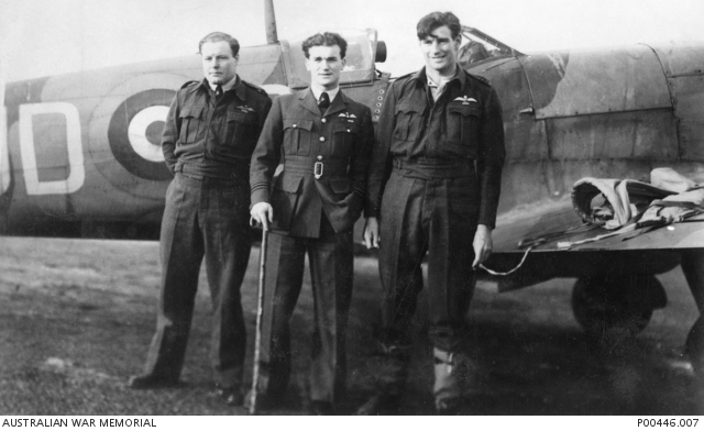 Squadron Leader Keith 'Bluey' Truscott (left), Squadron Leader Brendan Eamonn Fergus "Paddy" Finucane RAF (centre) and Squadron Leader Raymond Edward Thorold-Smith of RAAF No. 452 Squadron in November 1941 Spitfire