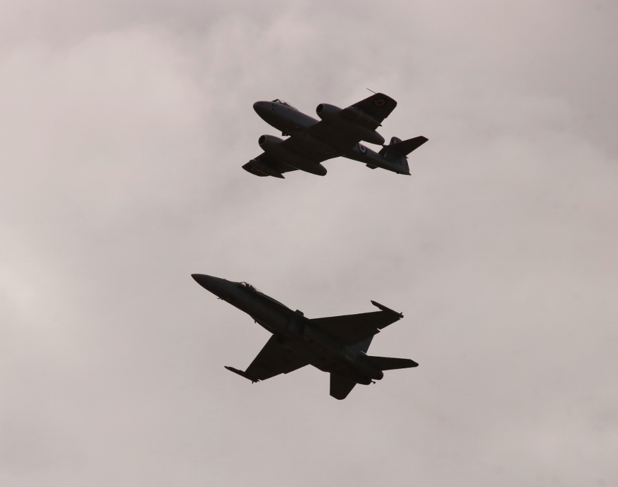RAAF McDonnell Douglas F/A-18A Hornet (2OCU) in formation with the Temora Aviation Museum Gloster Meteor F.8 - Warbirds Downunder 2018 (Day Two)